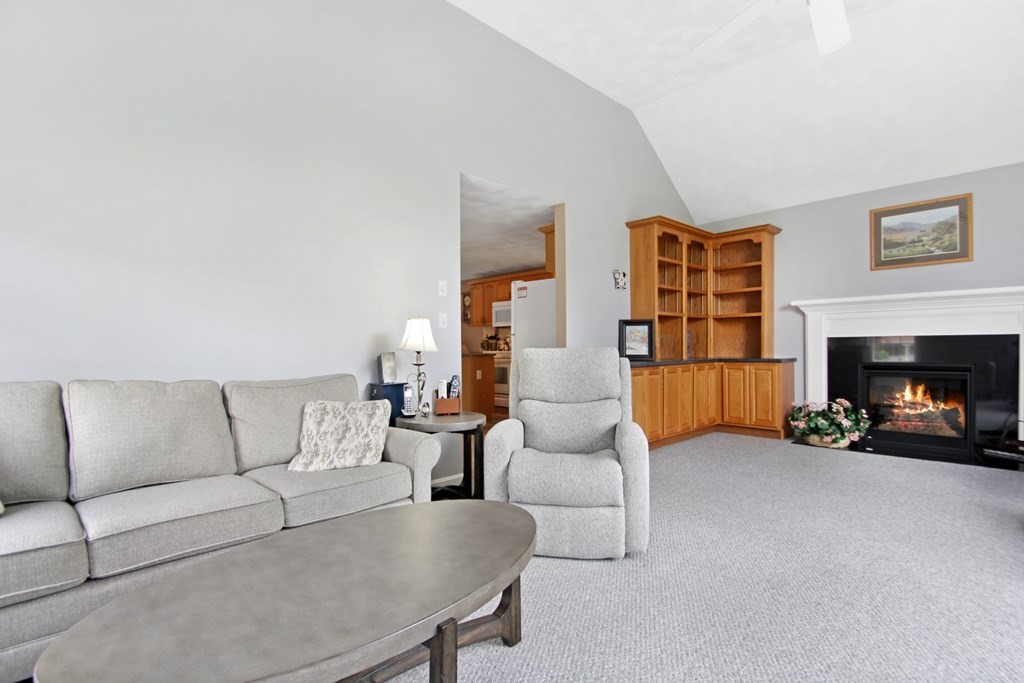4 Bramble Hill Road Methuen, MA 01844 - Photo 12 of 36 Gallery Image 12