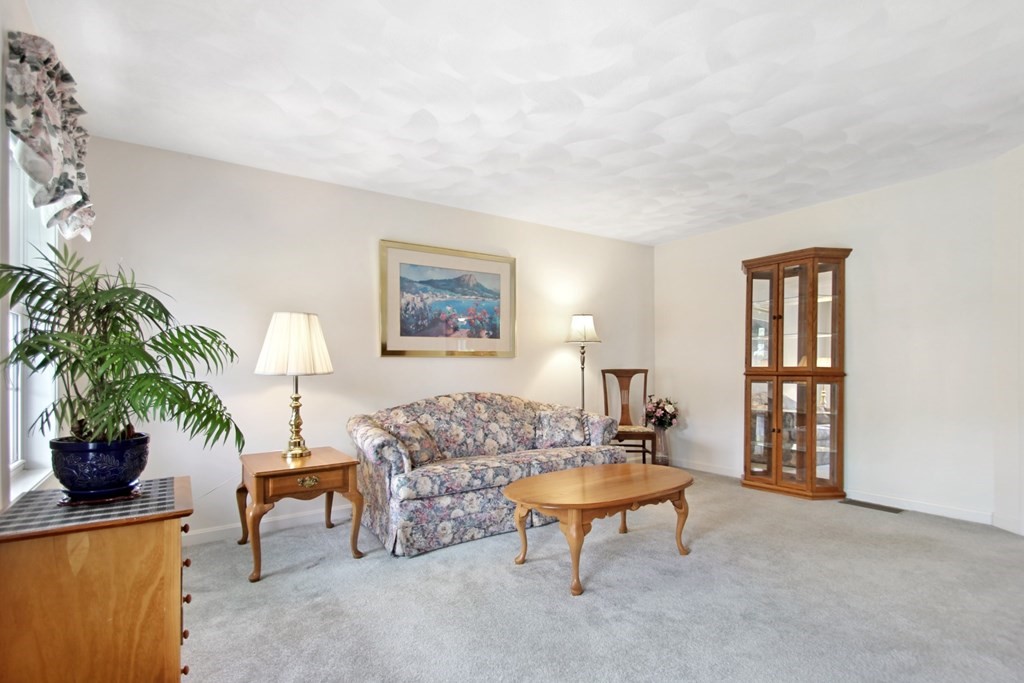 4 Bramble Hill Road Methuen, MA 01844 - Photo 16 of 36 Gallery Image 16