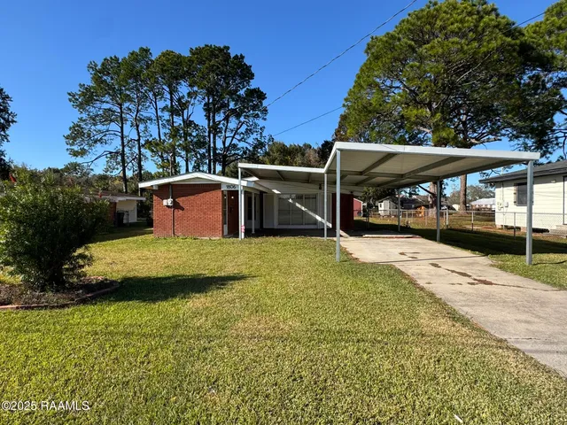 $130,000 | 1806 Iberia Street, New Iberia, LA 70560