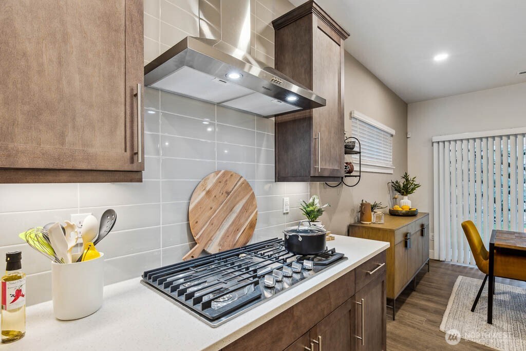 3126 194th Street Southeast Bothell, WA 98012 - Photo 12 of 36