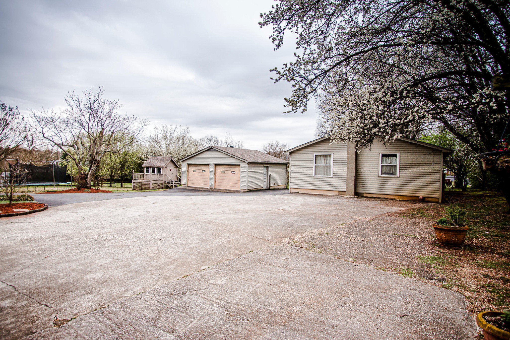 5509 Ridgefield Road Knoxville, TN 37912 - Photo 13 of 40 Gallery Image 13