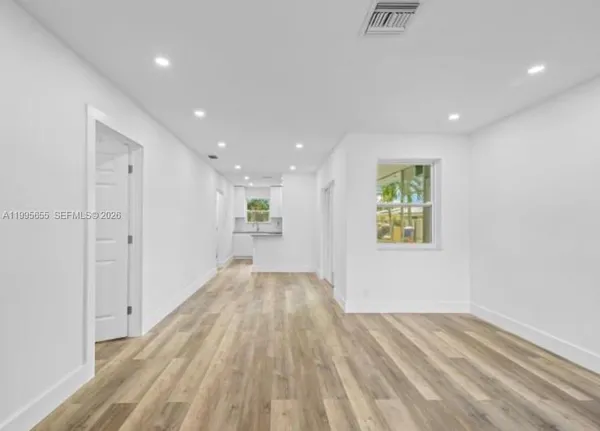 $2,800 | 816 North Golf Drive, Hollywood, FL 33021