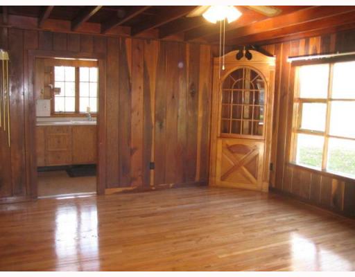 70 Potter Hill Road Westerly, RI 02891 - Photo 10 of 11 Den/Family/Great Room.