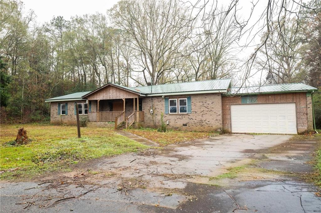 109 Dempsey Avenue Byron, GA 31008 - Photo 1 of 27