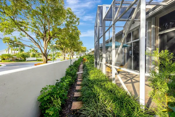 $4,000 | 17161 Bermuda Village Drive, Boca Raton, FL 33487