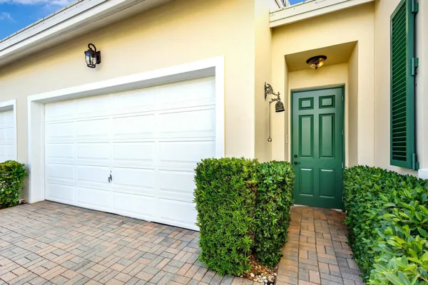 $4,000 | 17161 Bermuda Village Drive, Boca Raton, FL 33487