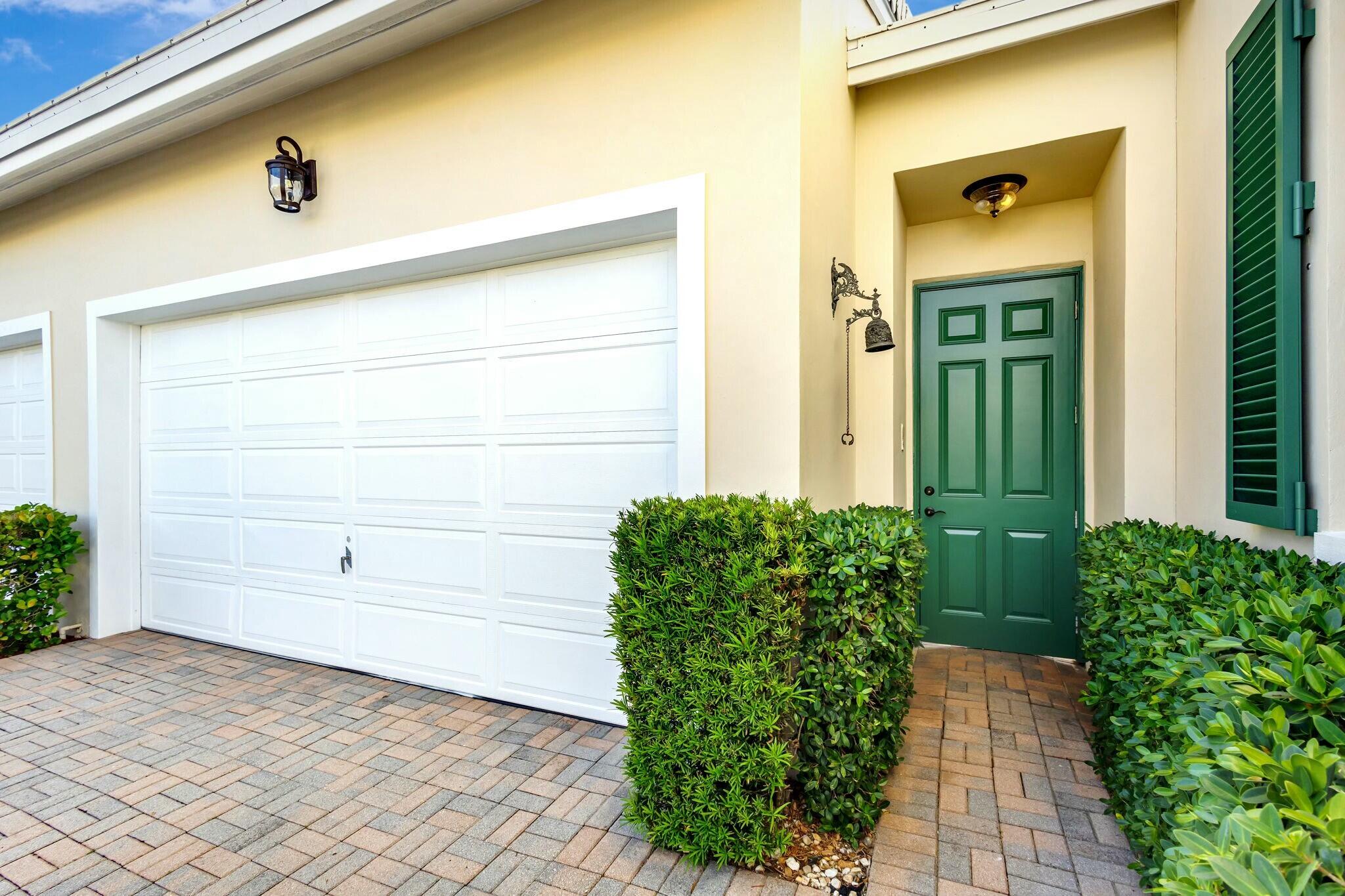 17161 Bermuda Village Drive Boca Raton, FL 33487 - Photo 8 of 54 tempImagexnKz4P