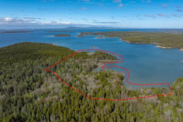 $695,000 | 1 Part Of Map Road, Swans Island, ME 04685