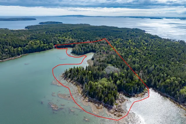 $695,000 | 1 Part Of Map Road, Swans Island, ME 04685