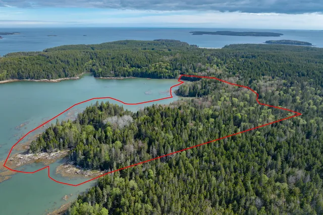 $695,000 | 1 Part Of Map Road, Swans Island, ME 04685