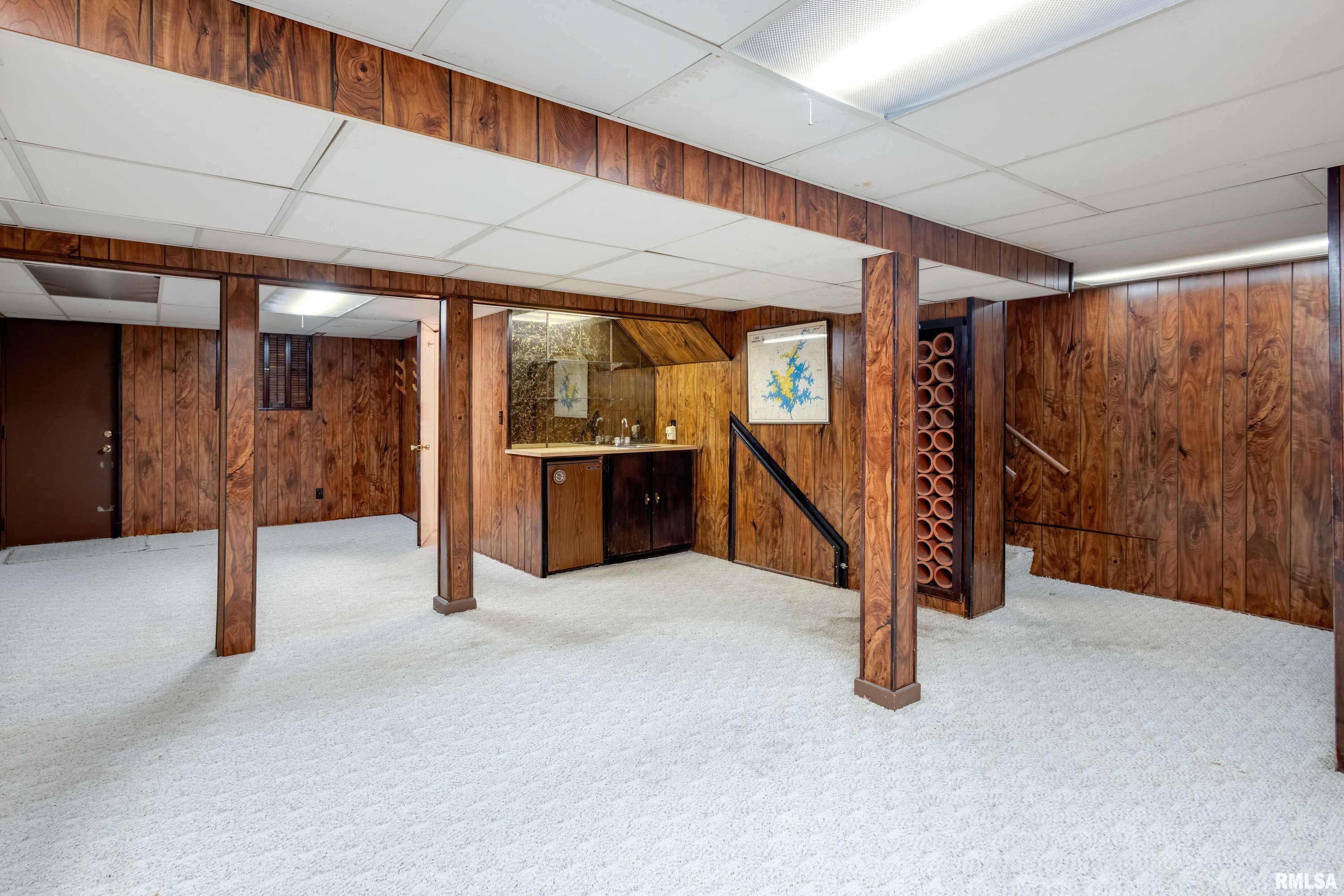 320 Forest Road Davenport, IA 52803 - Photo 33 of 48 Gallery Image 33