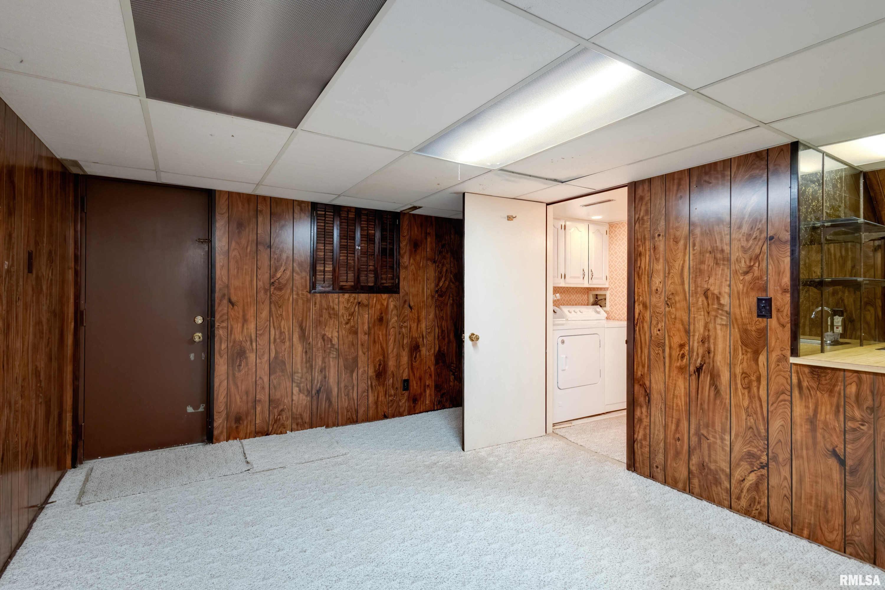 320 Forest Road Davenport, IA 52803 - Photo 34 of 48 Gallery Image 34