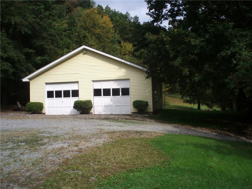 102 Engle Road Industry, PA 15052 - Photo 14 of 17