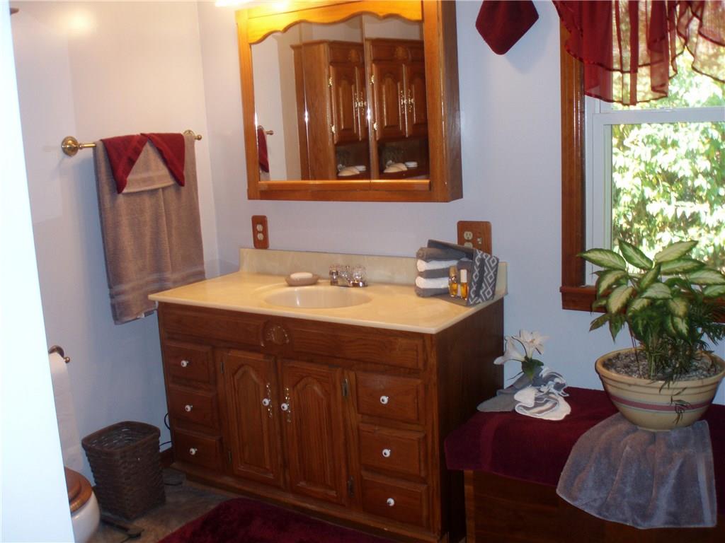 102 Engle Road Industry, PA 15052 - Photo 9 of 17