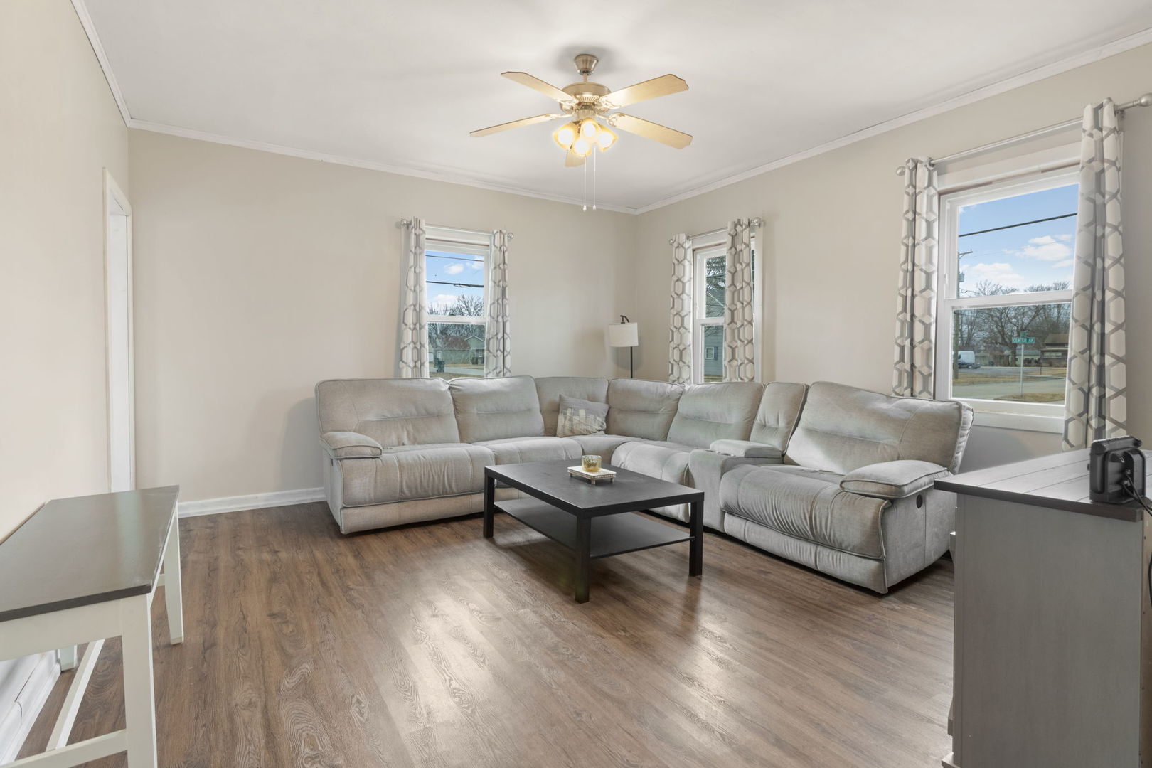 519 South Center Street Plano, IL 60545 - Photo 3 of 28