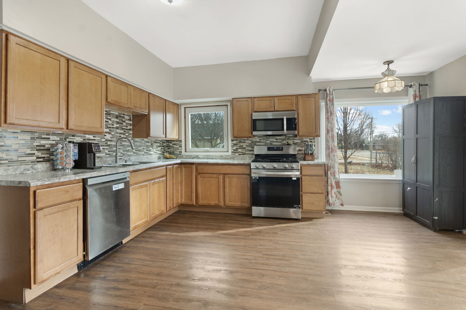 519 South Center Street Plano, IL 60545 - Photo 10 of 28