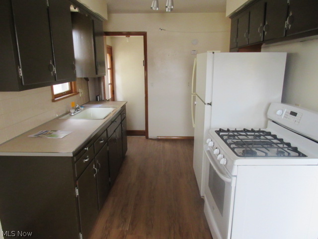 5011 Redfern Road Parma, OH 44134 - Photo 4 of 14