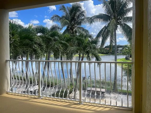 $1,250,000 | 9566 Worswick Court, Wellington, FL 33414