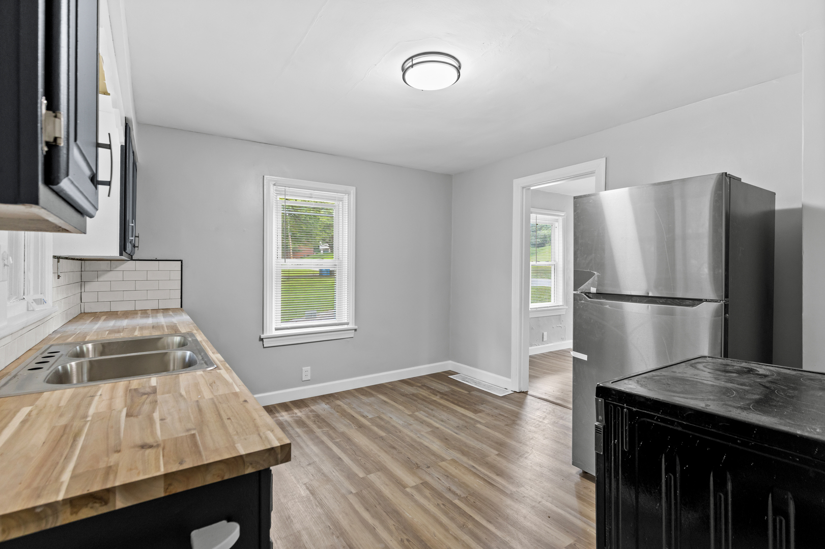 2416 Arthur Street Alton, IL 62002 - Photo 7 of 26 Gallery Image 7