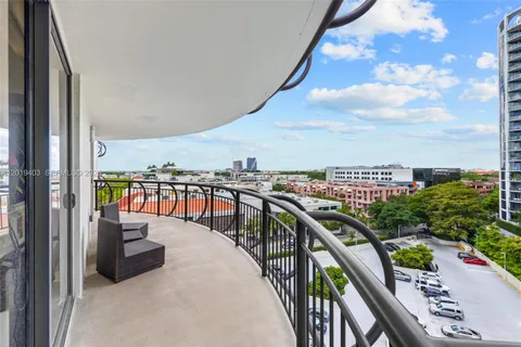 $1,750,000 | 2843 South Bayshore Drive, Unit 11F, Miami, FL 33133