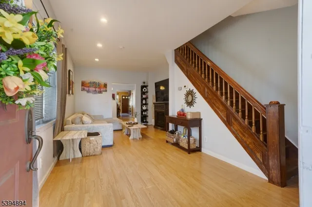 a view of entryway and hall