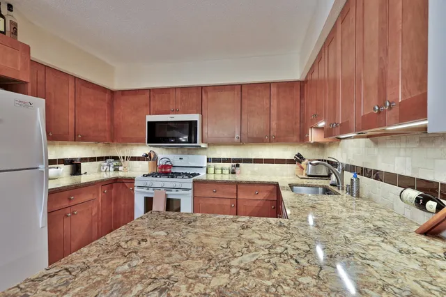 $445,000 | 11 Blueberry Ledge Ridge, Unit L3, Plymouth, VT 05056