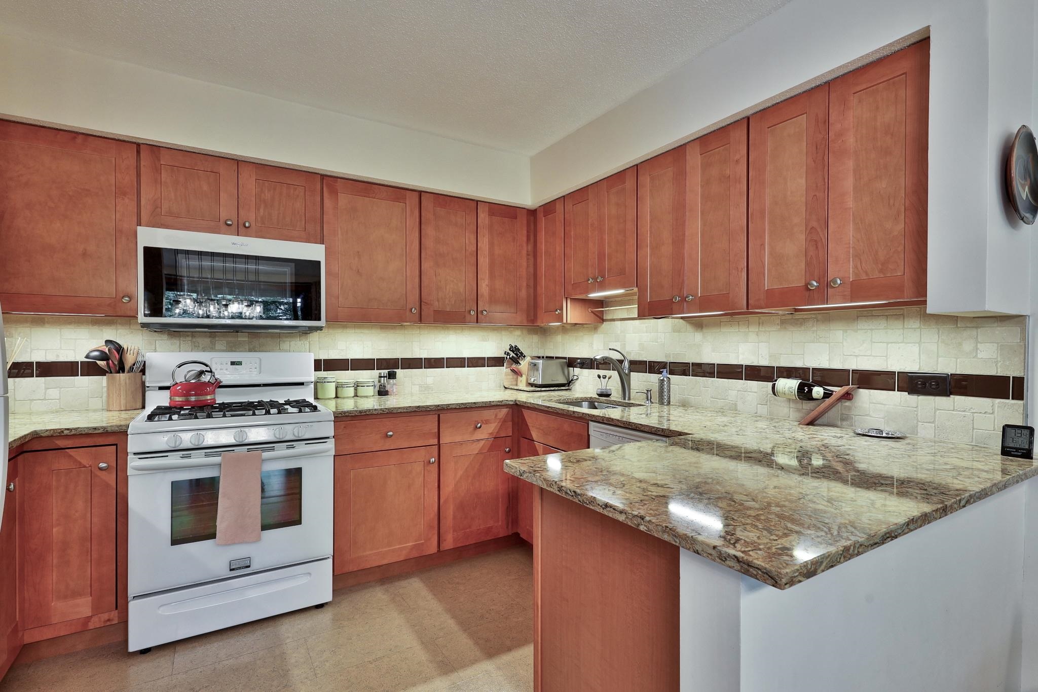 11 Blueberry Ledge Ridge, Unit L3 Plymouth, VT 05056 - Photo 18 of 43