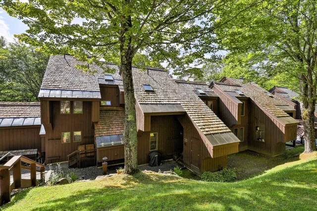 $445,000 | 11 Blueberry Ledge Ridge, Unit L3, Plymouth, VT 05056