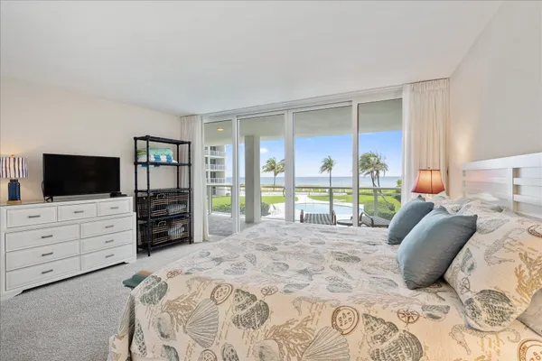 $8,000 | 1213 South Ocean Boulevard, Unit 2E, Delray Beach, FL 33483