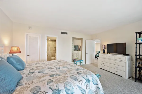 $8,000 | 1213 South Ocean Boulevard, Unit 2E, Delray Beach, FL 33483