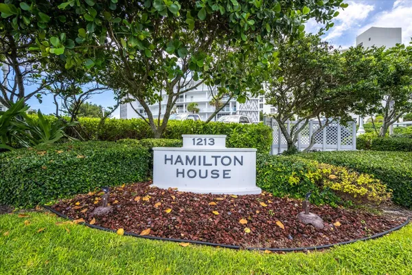 $8,000 | 1213 South Ocean Boulevard, Unit 2E, Delray Beach, FL 33483