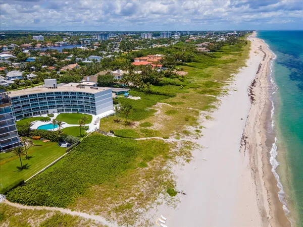 $8,000 | 1213 South Ocean Boulevard, Unit 2E, Delray Beach, FL 33483