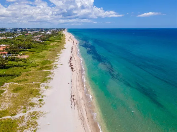 $8,000 | 1213 South Ocean Boulevard, Unit 2E, Delray Beach, FL 33483