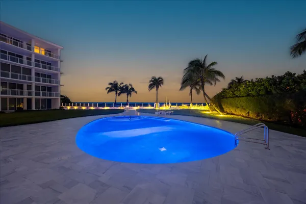 $8,000 | 1213 South Ocean Boulevard, Unit 2E, Delray Beach, FL 33483