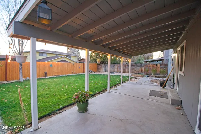 $3,000 | 489 Penny Way, Sparks, NV 89431