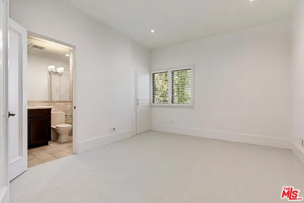 $8,750 | 133 South Spalding Drive, Unit 201, Beverly Hills, CA 90212
