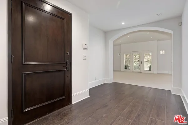 $8,750 | 133 South Spalding Drive, Unit 201, Beverly Hills, CA 90212