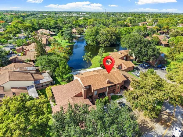 $435,000 | 6185 Live Oak Court, Unit C, Tamarac, FL 33319