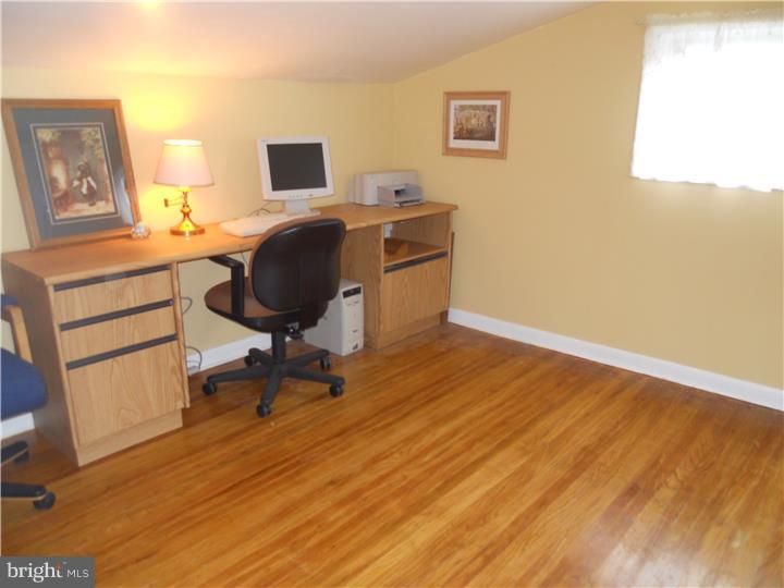 741 Chapel Road Glenside, PA 19038 - Photo 13 of 24 Gallery Image 13