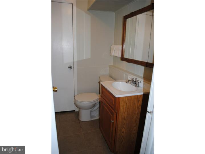 741 Chapel Road Glenside, PA 19038 - Photo 18 of 24 Gallery Image 18
