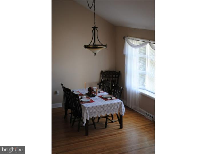 741 Chapel Road Glenside, PA 19038 - Photo 5 of 24 Gallery Image 5