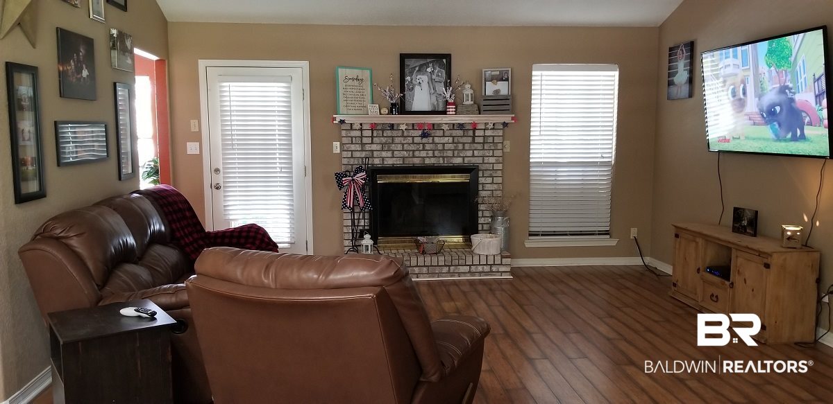 33903 Lee Road Robertsdale, AL 36567 - Photo 3 of 20