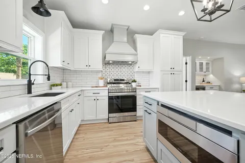 $805,900 | 831 Bonita Road, Atlantic Beach, FL 32233