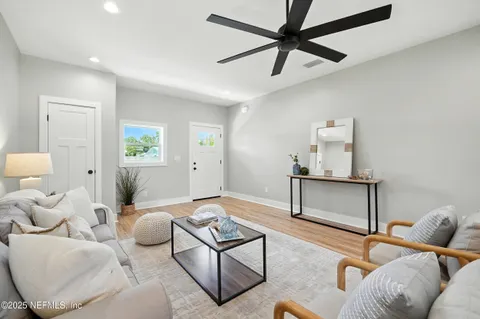 $805,900 | 831 Bonita Road, Atlantic Beach, FL 32233