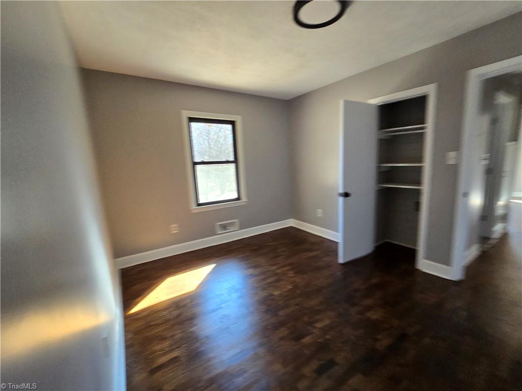 912 Friendly Road Eden, NC 27288 - Photo 11 of 18