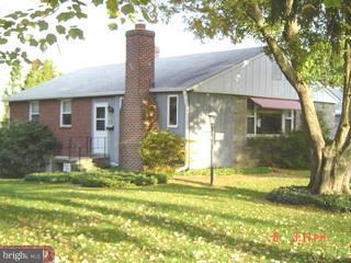 855 Church Road Springfield, PA 19064 - Photo 1 of 6 Gallery Image 1