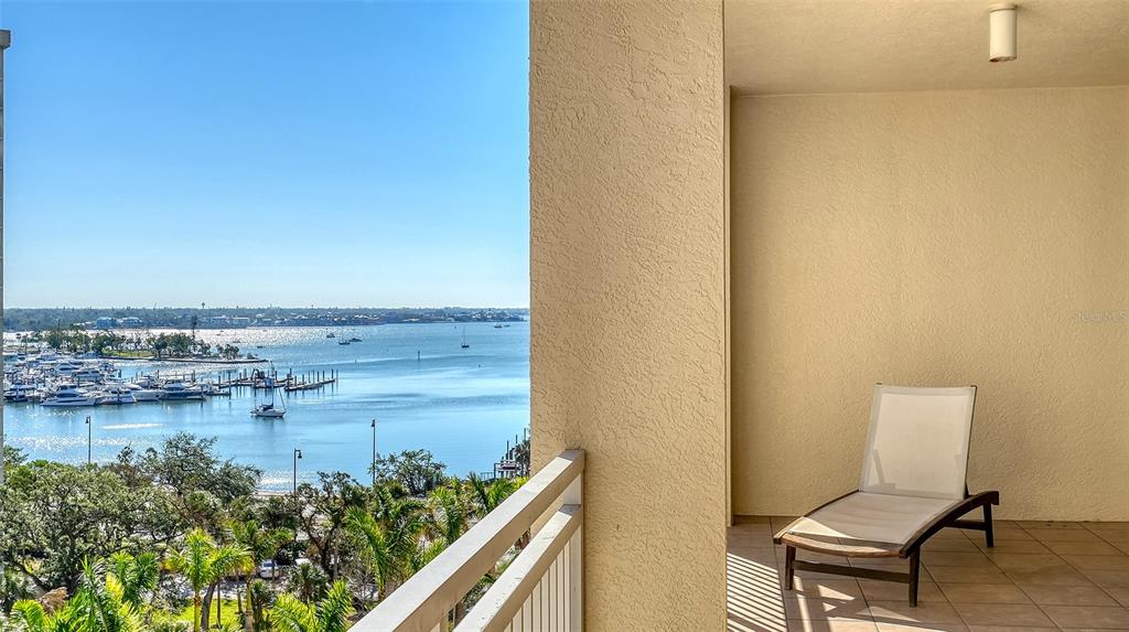 35 Watergate Drive, Unit 806 Sarasota, FL 34236 - Photo 18 of 67