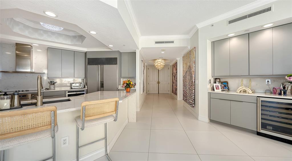 35 Watergate Drive, Unit 806 Sarasota, FL 34236 - Photo 28 of 67