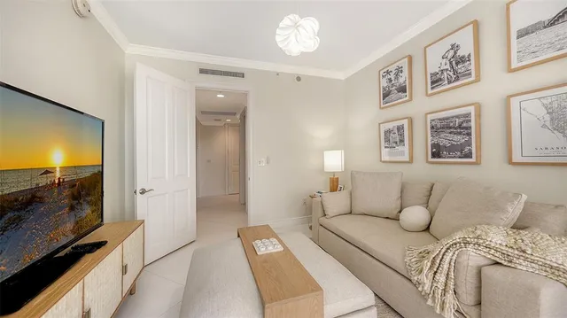 $20,000 | 35 Watergate Drive, Unit 806, Sarasota, FL 34236