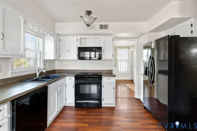 $425,000 | 12924 Glengate Road, Midlothian, VA 23114